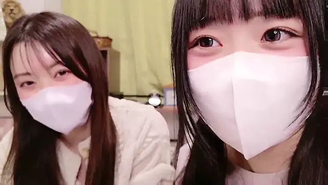 Mia--meow online show from February 11, 2025, 2:35 pm