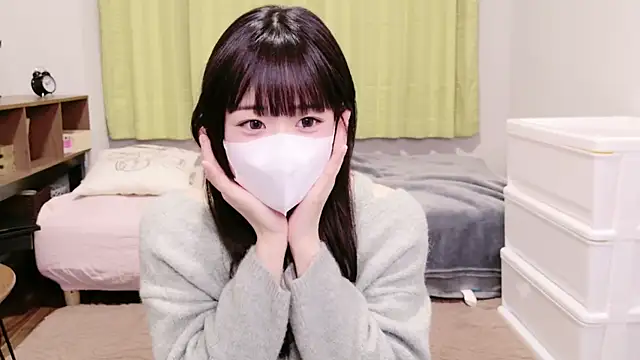 Mia--meow online show from February 4, 2025, 1:48 pm