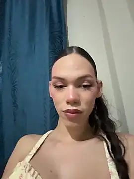 Carlita cute online show from April 17, 2026, 10:45 pm