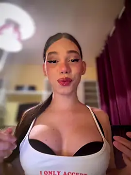 Carlita cute online show from October 7, 2025, 7:26 pm