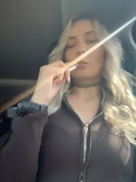 Crazy-Rosa online show from March 18, 2026, 6:16 am