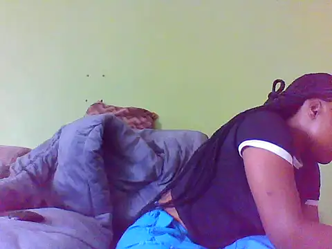 EBONYVANILLA02 online show from October 17, 2025, 6:39 am