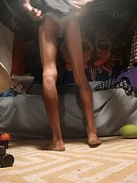 Gillygilly76 online show from January 8, 2026, 11:22 pm