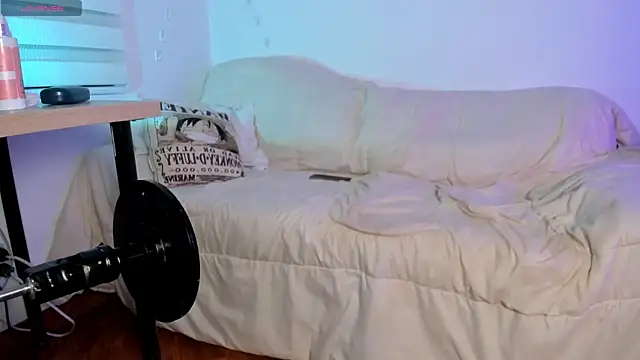 Snapshot of Gaby_Miller22 chatting on March 18, 2026, 5:03 pm Gaby Miller22 online show from March 18, 2026, 5:03 pm