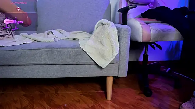 Snapshot of Gaby_Miller22 chatting on April 4, 2026, 4:08 am Gaby Miller22 online show from April 4, 2026, 4:08 am