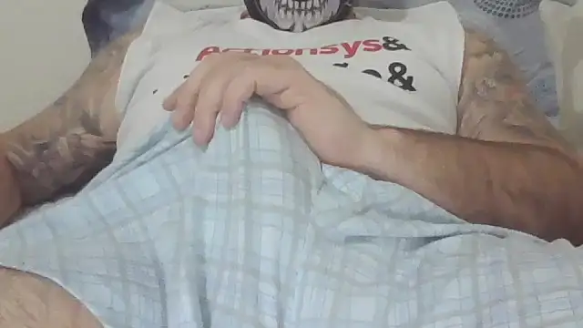 Snapshot of LorddVikingg chatting on November 30, 2025, 2:45 am LorddVikingg online show from November 30, 2025, 2:45 am