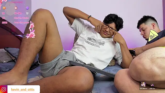  Ottis  online show from March 12, 2026, 11:53 pm