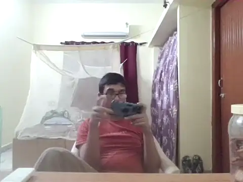 Snapshot of THE_NAKED_BOY chatting on September 29, 2025, 2:34 pm THE NAKED BOY online show from September 29, 2025, 2:34 pm