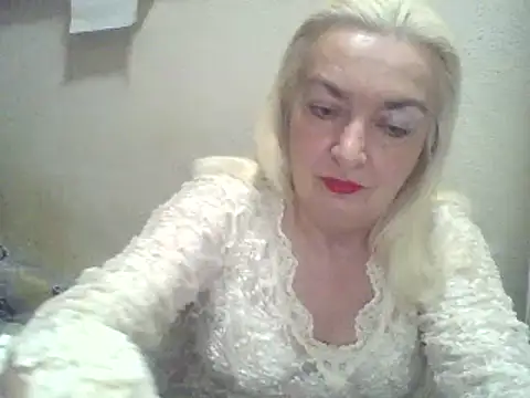 Snapshot of Meri798 chatting on July 25, 2026, 9:32 pm Meri798 online show from July 25, 2026, 9:32 pm