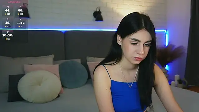 Snapshot of Dina_Foxxx chatting on March 8, 2025, 6:43 am Dina Foxxx online show from March 8, 2025, 6:43 am