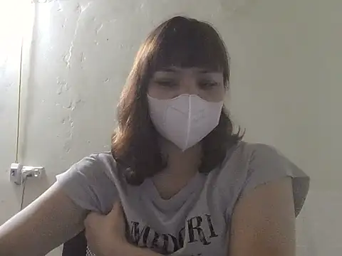 Angela-Eira online show from April 7, 2026, 9:16 pm