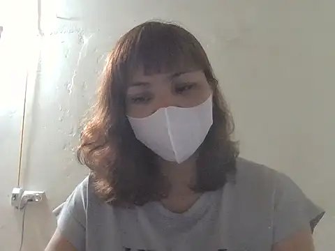 Angela-Eira online show from May 10, 2026, 9:27 pm