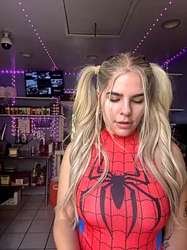 Snapshot of delicioussdixie chatting on October 17, 2025, 7:04 pm delicioussdixie online show from October 17, 2025, 7:04 pm