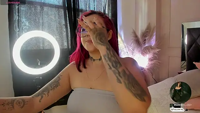 Snapshot of Lissy__Addams chatting on January 18, 2026, 2:31 pm Lissy Addams online show from January 18, 2026, 2:31 pm