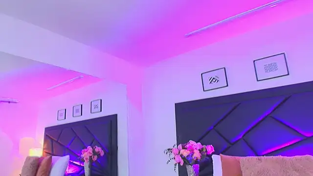 SophieCarther online show from September 11, 2025, 12:49 pm