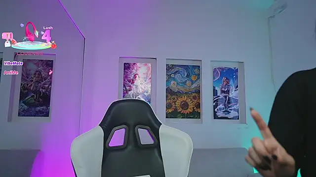 KayraOwen online show from November 5, 2025, 11:35 am