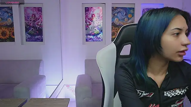 KayraOwen online show from December 2, 2025, 12:18 pm