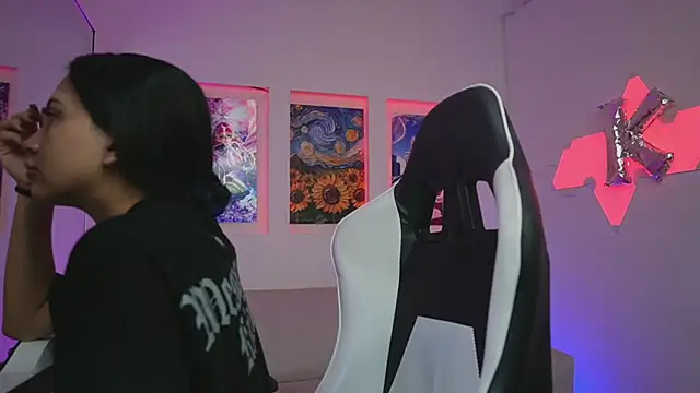 KayraOwen online show from December 15, 2025, 12:11 pm