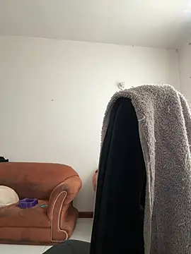 Snapshot of Dahian_XXX chatting on March 22, 2025, 1:30 pm Dahian XXX online show from March 22, 2025, 1:30 pm