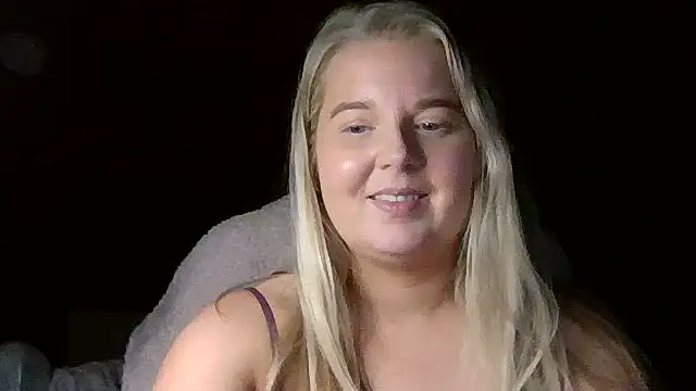 Snapshot of Jessica69G chatting on December 1, 2025, 10:32 pm Jessica69G online show from December 1, 2025, 10:32 pm
