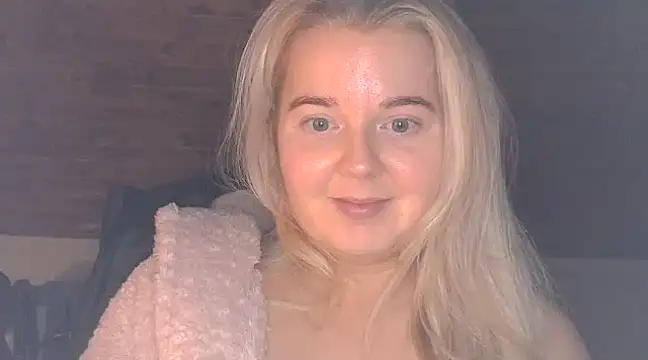 Snapshot of Jessica69G chatting on January 19, 2025, 9:34 pm Jessica69G online show from January 19, 2025, 9:34 pm