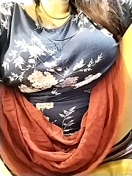 Snapshot of Tishani chatting on October 29, 2025, 5:28 am Tishani online show from October 29, 2025, 5:28 am