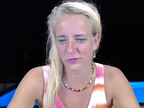 Wendysexyx online show from November 2, 2025, 12:59 am