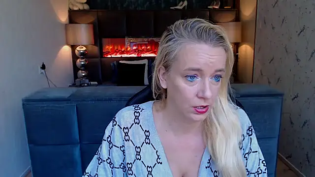 Wendysexyx online show from September 24, 2025, 7:37 am