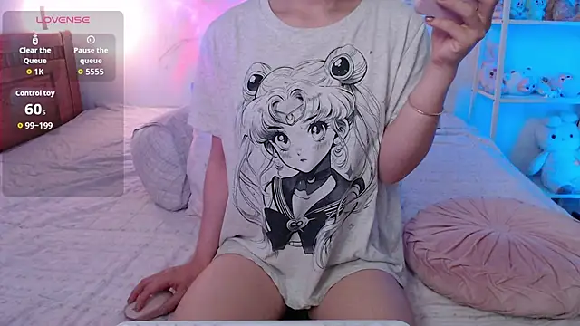 Snapshot of Baby_Claraa chatting on April 3, 2026, 8:32 am Baby Claraa online show from April 3, 2026, 8:32 am