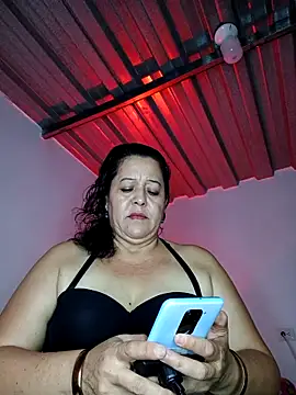 Snapshot of Fulopp15 chatting on December 21, 2025, 2:03 am Fulopp15 online show from December 21, 2025, 2:03 am