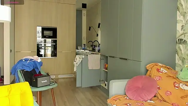 Snapshot of Lilith_lutherlow chatting on October 4, 2025, 11:23 am Lilith lutherlow online show from October 4, 2025, 11:23 am