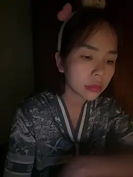 Snapshot of Samsam_567 chatting on May 4, 2026, 4:21 pm Samsam 567 online show from May 4, 2026, 4:21 pm