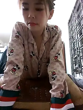 Snapshot of Samsam_567 chatting on February 25, 2025, 3:42 pm Samsam 567 online show from February 25, 2025, 3:42 pm