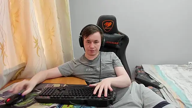 Snapshot of iliaskrislove chatting on June 22, 2026, 12:16 am iliaskrislove online show from June 22, 2026, 12:16 am