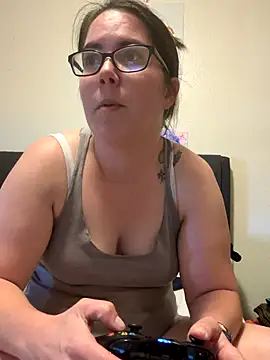 FreakNastyLacie online show from October 1, 2025, 8:35 pm