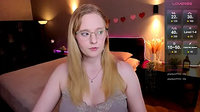 Aemilia  online show from October 20, 2025, 8:26 am