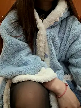 Snapshot of Dary_girl12 chatting on February 24, 2025, 2:08 am Dary girl12 online show from February 24, 2025, 2:08 am