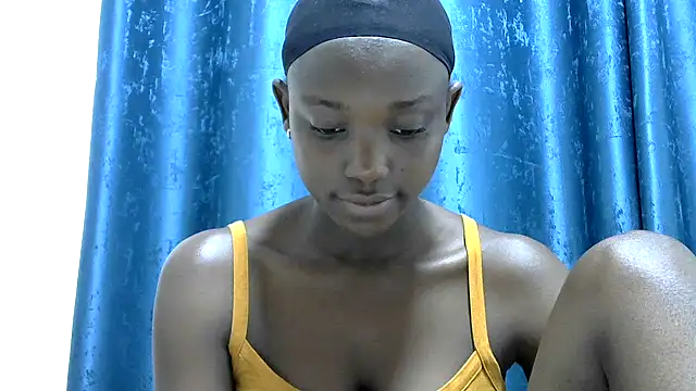 Snapshot of Latiffagodess chatting on June 17, 2026, 6:57 am Latiffagodess online show from June 17, 2026, 6:57 am