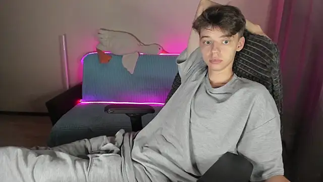 Liam sexy1 online show from September 22, 2025, 4:24 pm