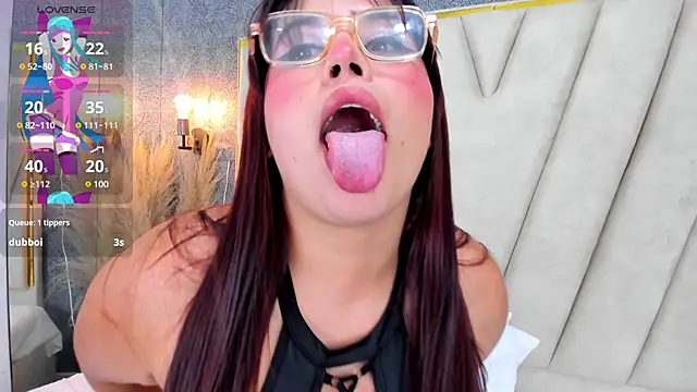 Snapshot of MiaTorres-1 chatting on February 8, 2025, 2:47 am MiaTorres-1 online show from February 8, 2025, 2:47 am