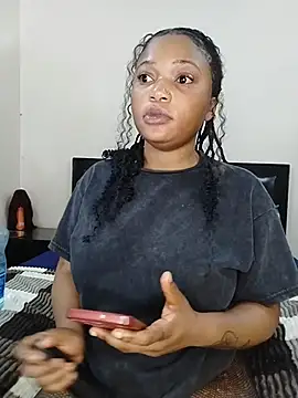 Snapshot of Sugartonguexx chatting on February 14, 2026, 3:23 pm Sugartonguexx online show from February 14, 2026, 3:23 pm