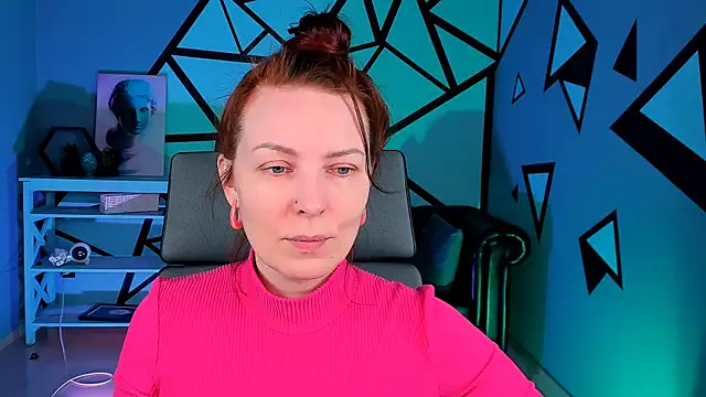 VandaRossi online show from December 19, 2025, 9:44 am