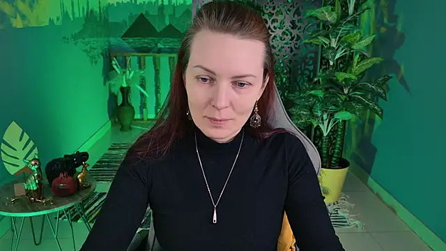 VandaRossi online show from November 29, 2025, 9:09 am