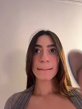 Snapshot of samantha_evans2 chatting on February 18, 2025, 12:26 am samantha evans2 online show from February 18, 2025, 12:26 am