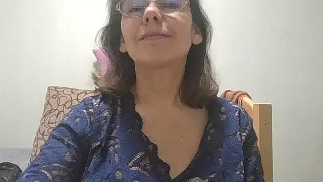 Snapshot of HollyJewel chatting on March 24, 2026, 5:24 pm HollyJewel online show from March 24, 2026, 5:24 pm