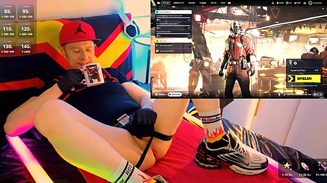 Fuc71 online show from November 3, 2025, 4:43 pm