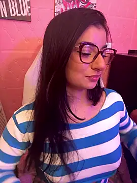 ZoeZayd online show from January 12, 2026, 9:09 pm