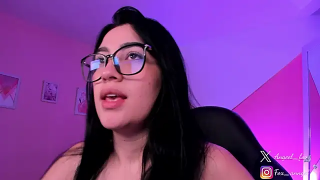 Snapshot of angeel_fox chatting on March 21, 2026, 9:30 pm angeel fox online show from March 21, 2026, 9:30 pm