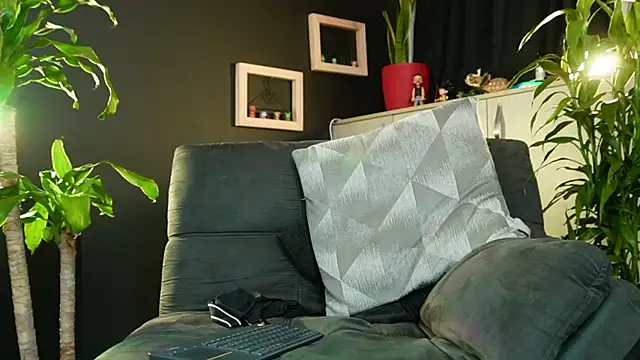 LincomAmith online show from March 27, 2026, 4:43 am