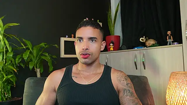Snapshot of LincomAmith chatting on May 20, 2026, 12:02 pm LincomAmith online show from May 20, 2026, 12:02 pm